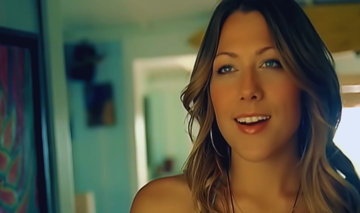 Screenshot from Bubbly (2007)