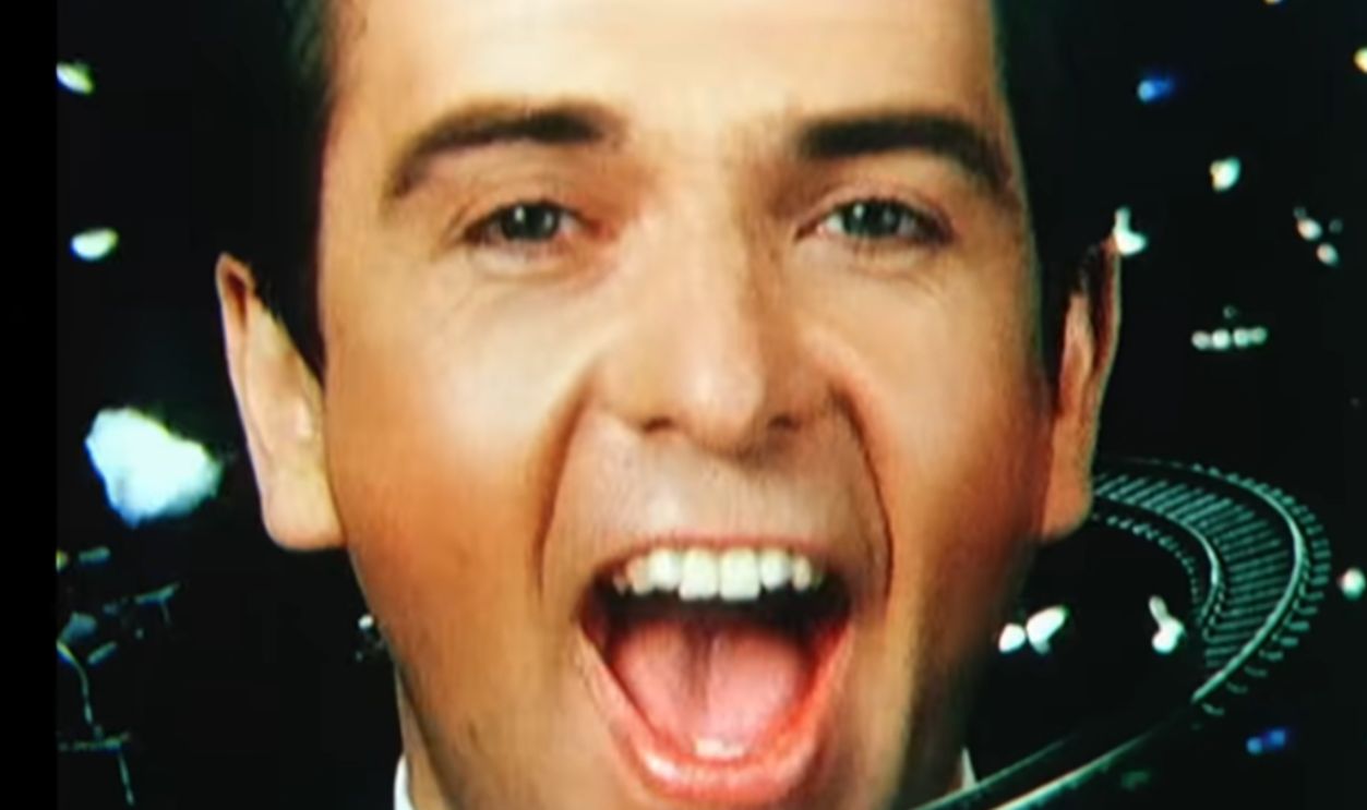 Peter Gabriel—Sledgehammer