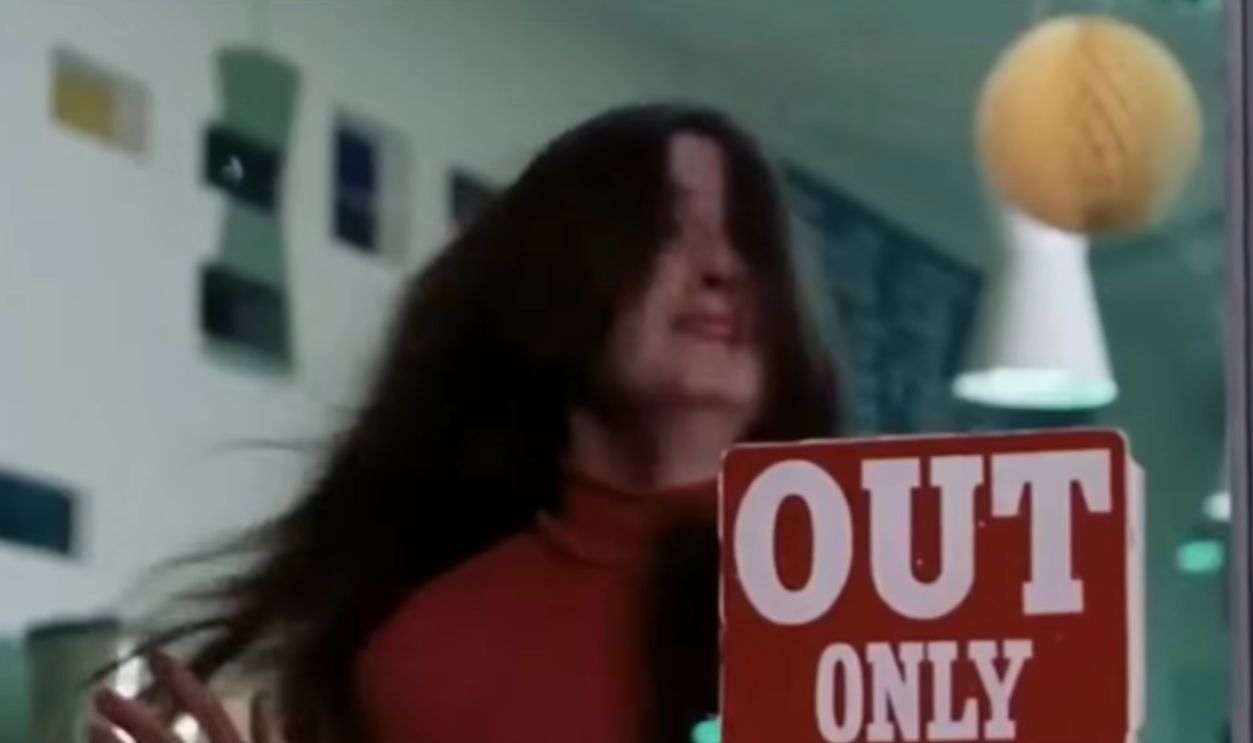 Screenshot from Messiah of Evil (1973)