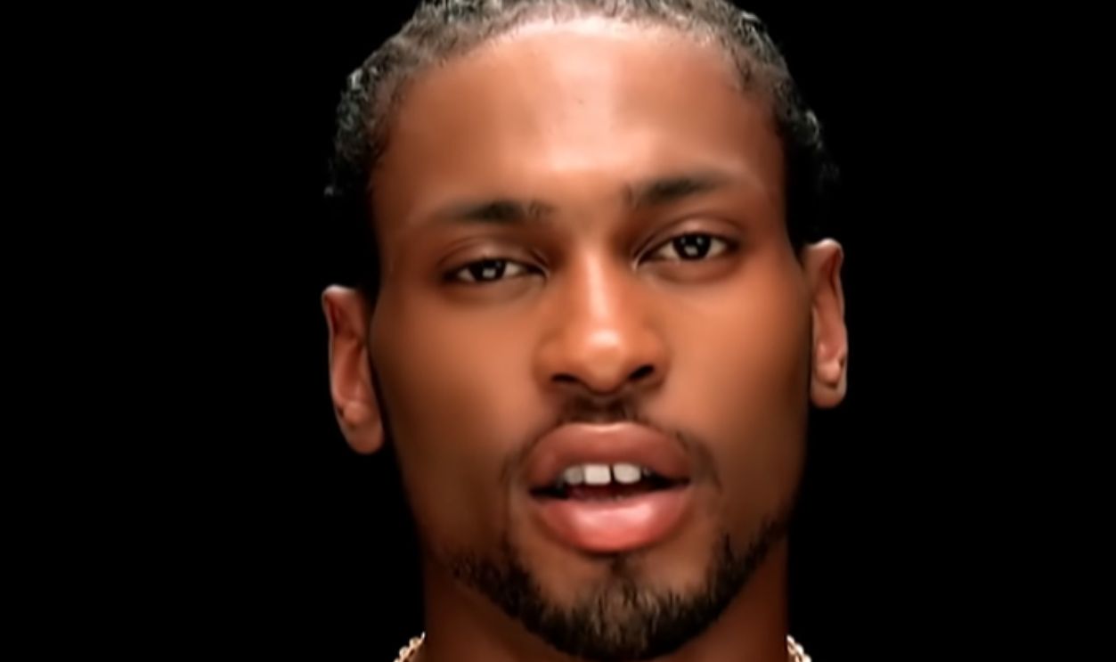 Screenshot from Untitled (How Does It Feel) (2000)