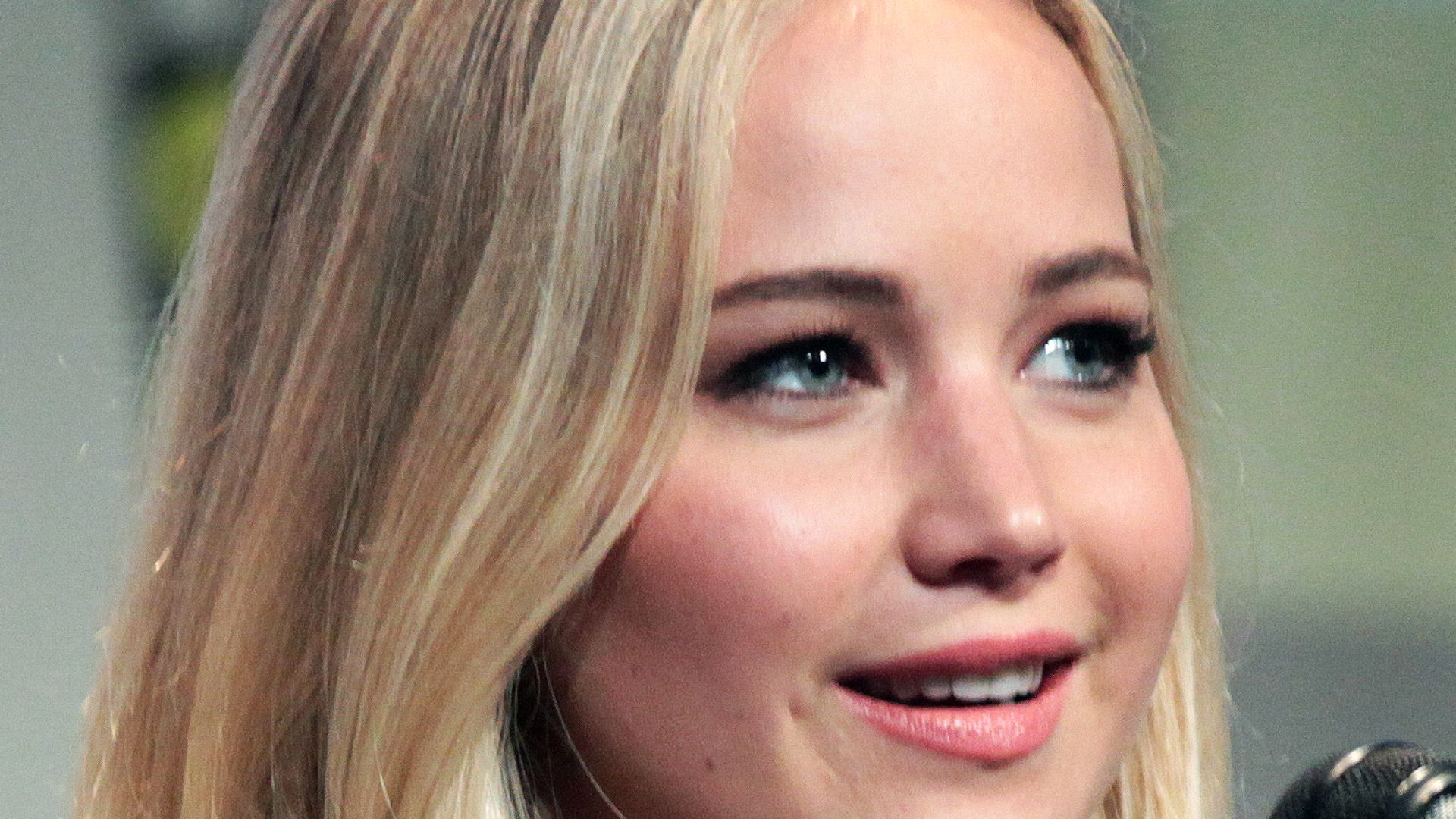 Jennifer Lawrence speaking at the 2015 San Diego Comic Con International, for