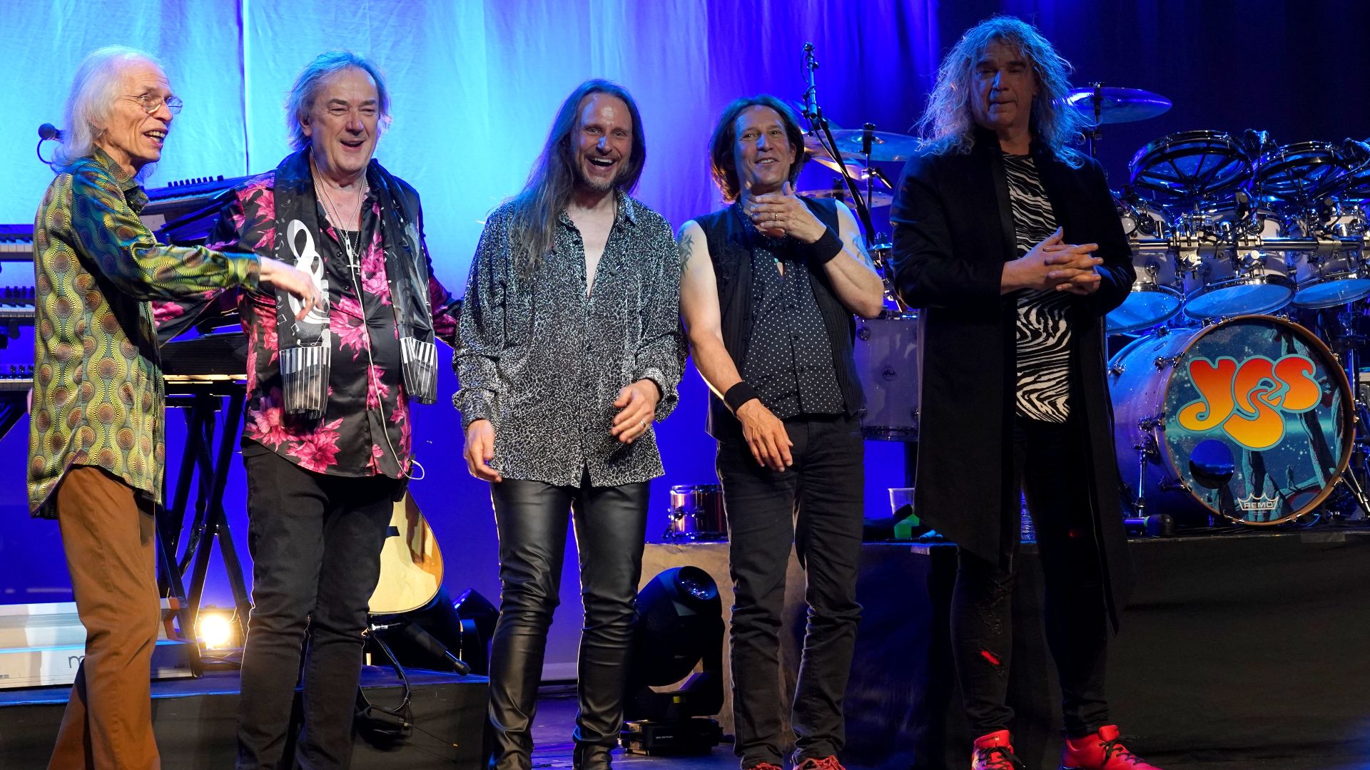 Veteran prog rockers Yes performed their much-delayed Classic Tales of Yes tour at Southend to a full house.  The set list was very different from recent tours and included some more unusual stuff such as Going For the One, Turn of the Century, Time and A Word, Don't Kill The Whale and an abbreviated version of Topographic Oceans. 

All very interesting and generally an excellent performance from this version of Yes featuring Steve Howe (Guitars), Jon Davison (Vocals) Geoff Downes (Keyboards), Billy Sherwood (bass) and drummer  Jay Schellen.