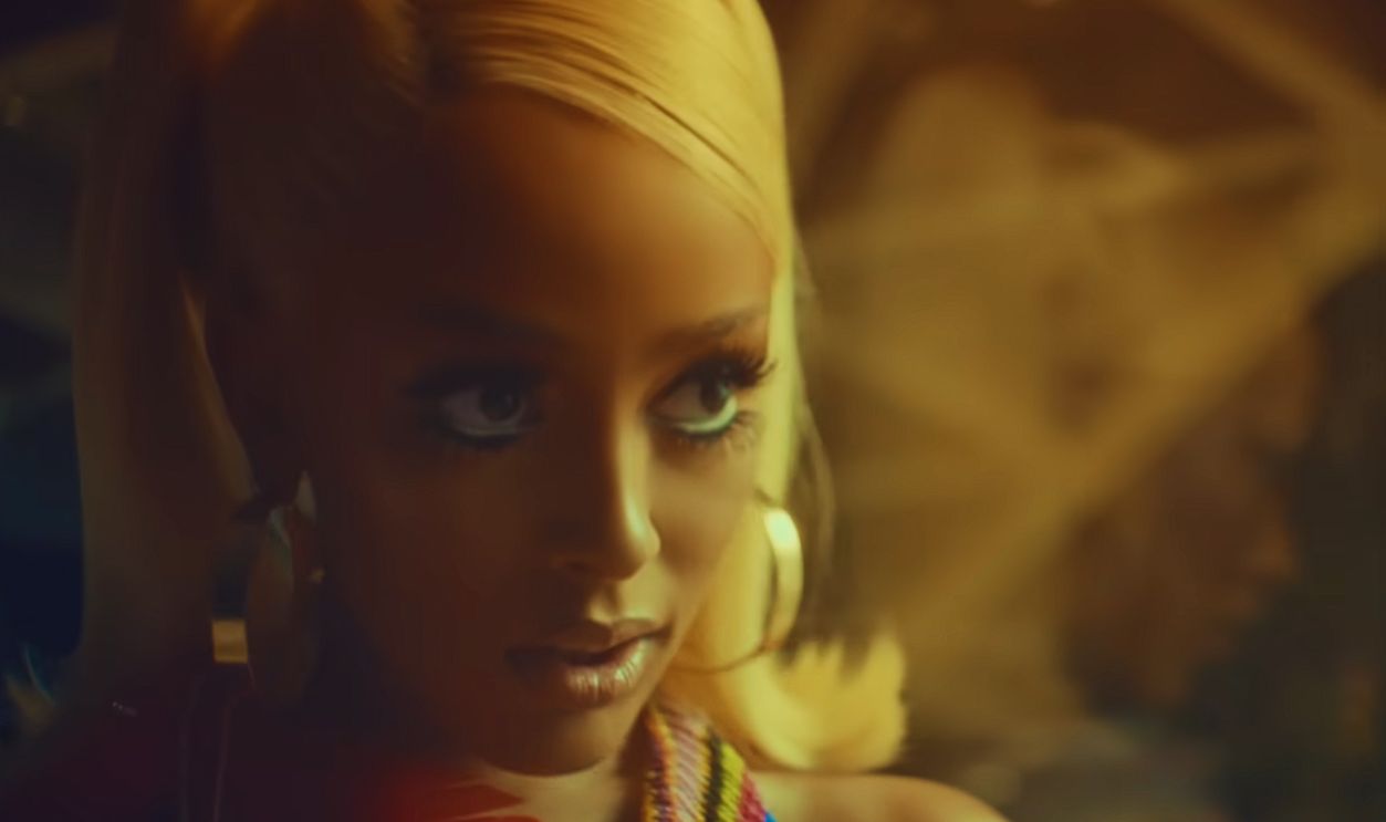 Screenshot from Doja Cat: Say So (Official Video) [2020] 