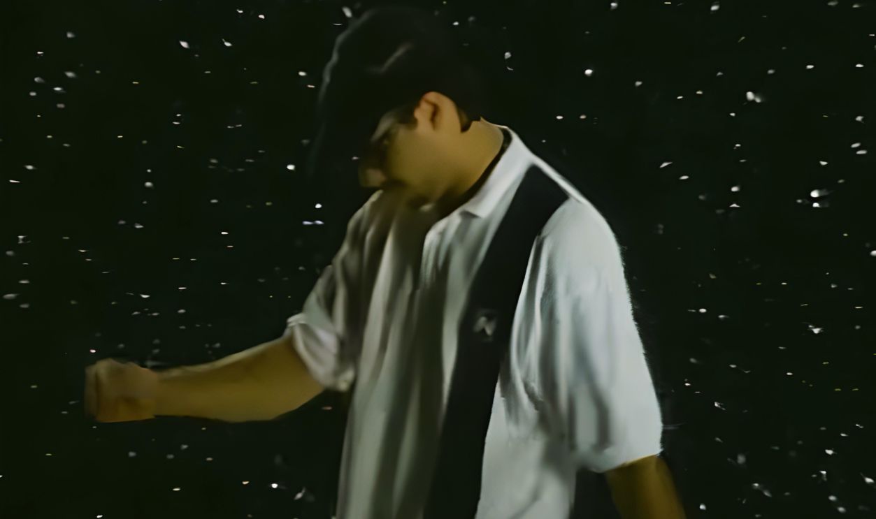 Screenshot from Doin’ Time (1997)