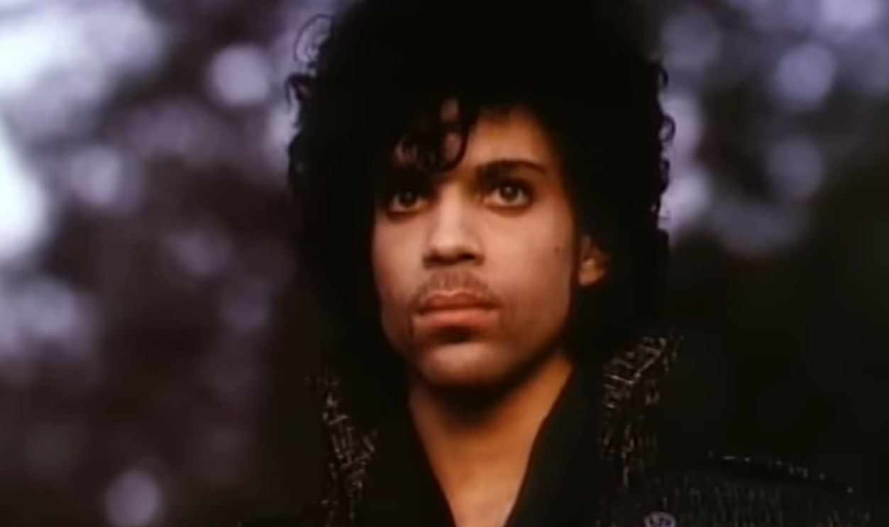 Screenshot from When Doves Cry (1984)