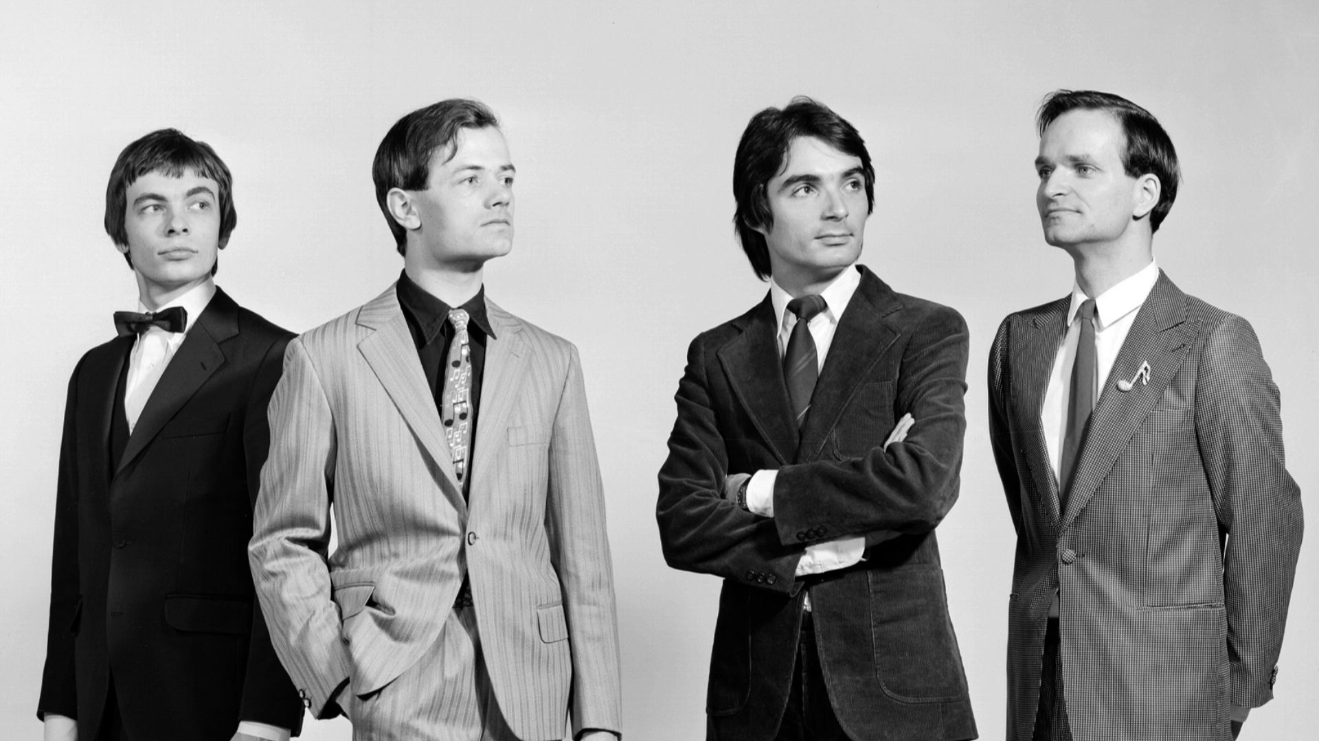 German electronic band Kraftwerk in 1975, in a photoshoot by the Maurice Seymour studio in New York City. Distributed by Heller-Fischel Agency to promote the band in the USA. From left to right: Karl Bartos, Ralf Hütter, Wolfgang Flür and Florian Schneider.
