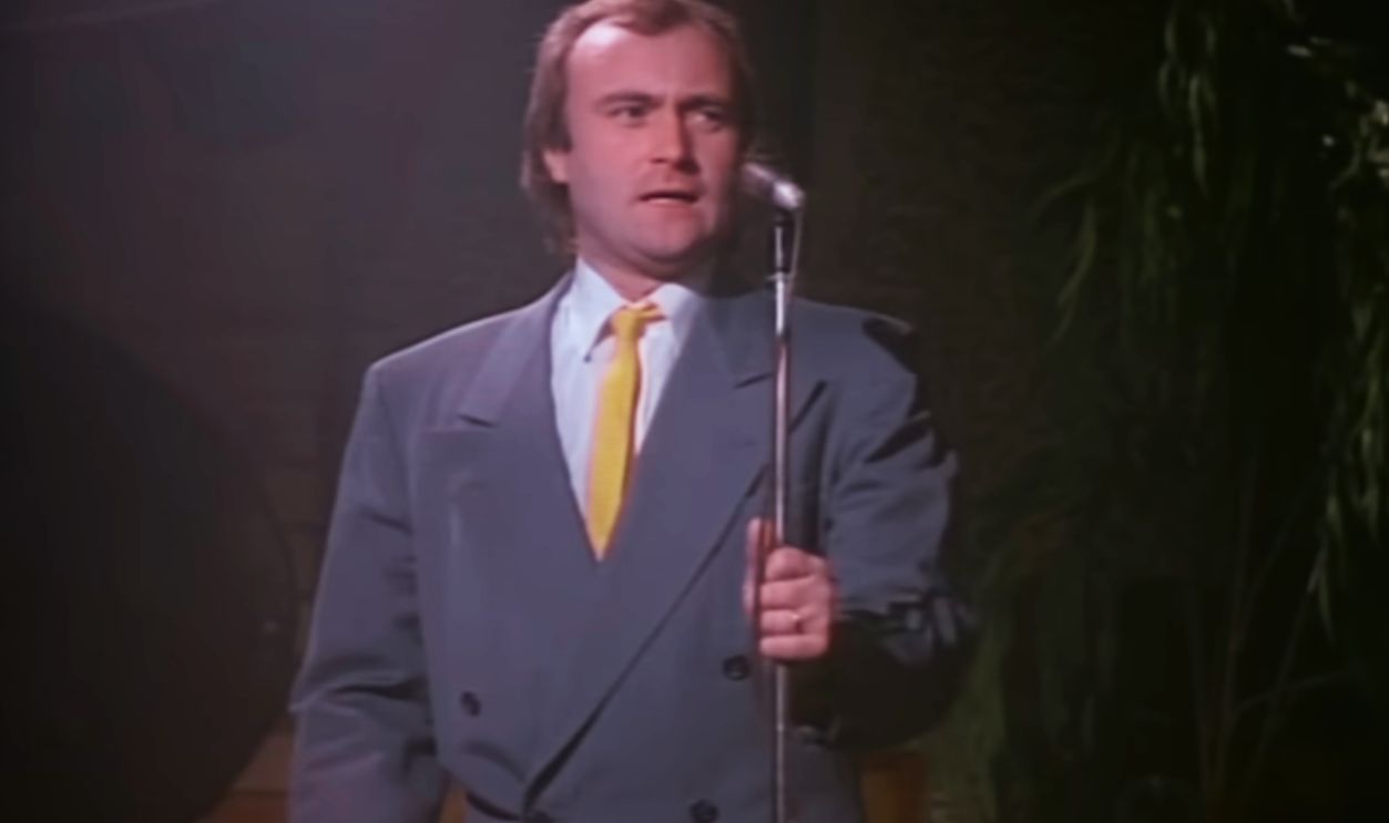 Screenshot from Sussudio (1985)