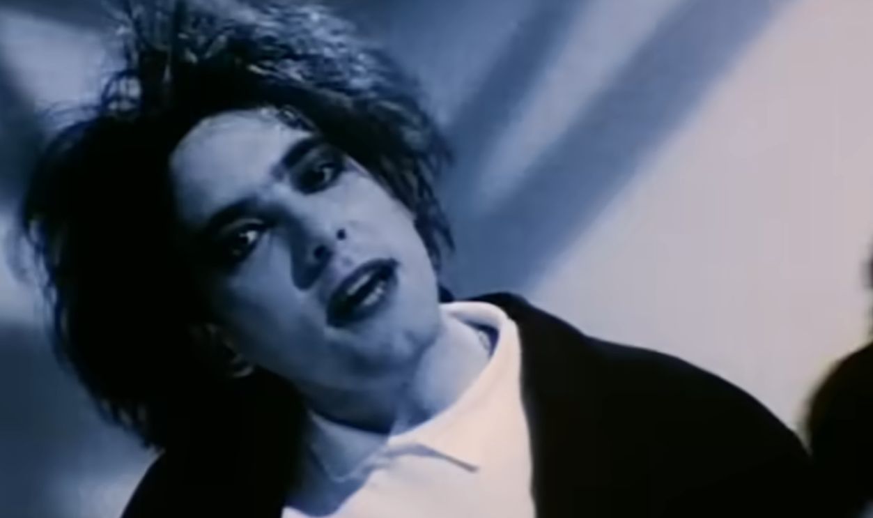 Screenshot from In Between Days (1985)