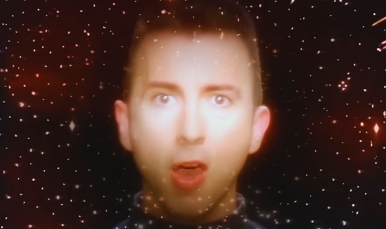 Screenshot from Soft Cell - Tainted Love [Official Music Video] (1981) 