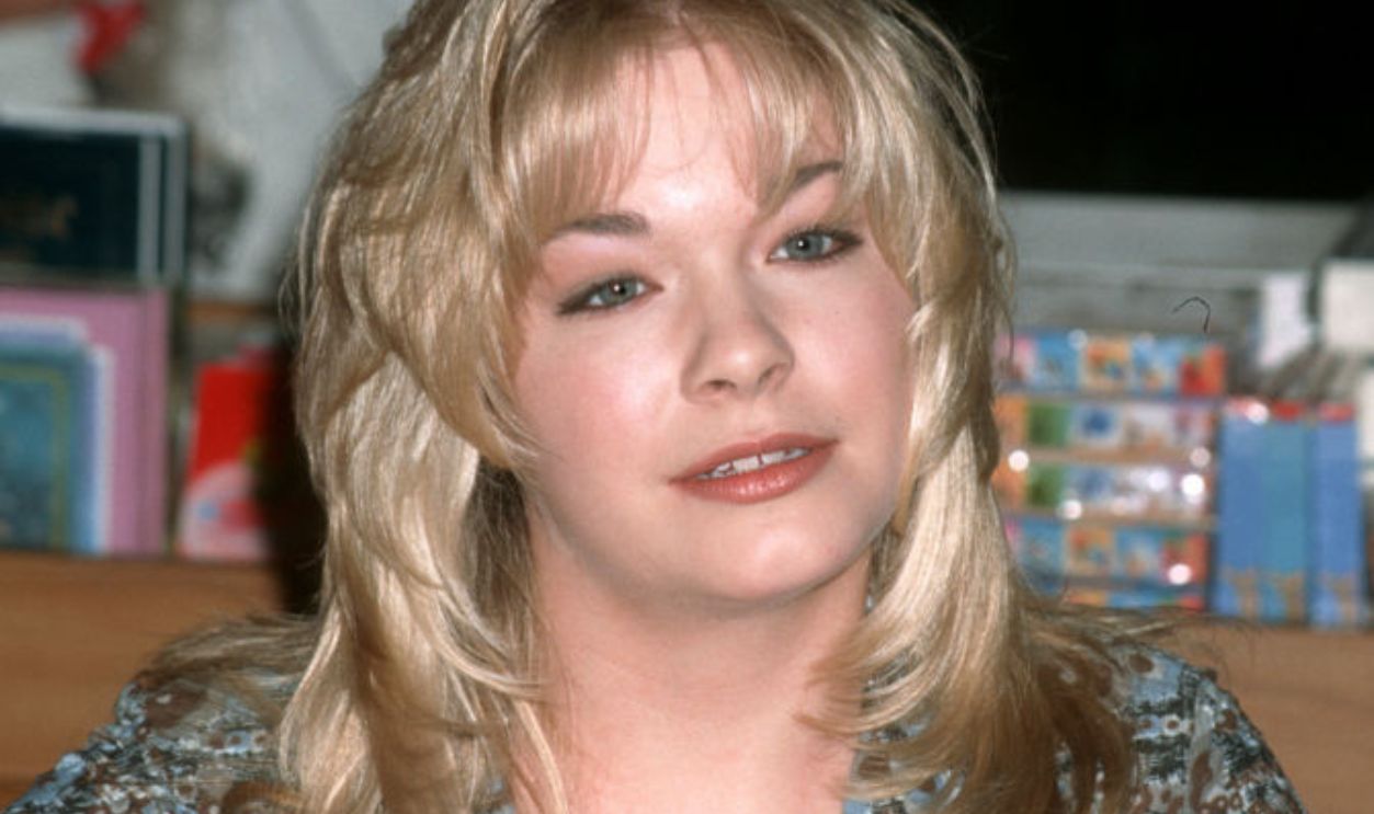 LeAnn Rimes during LeAnn Rimes Signing Her New Book 