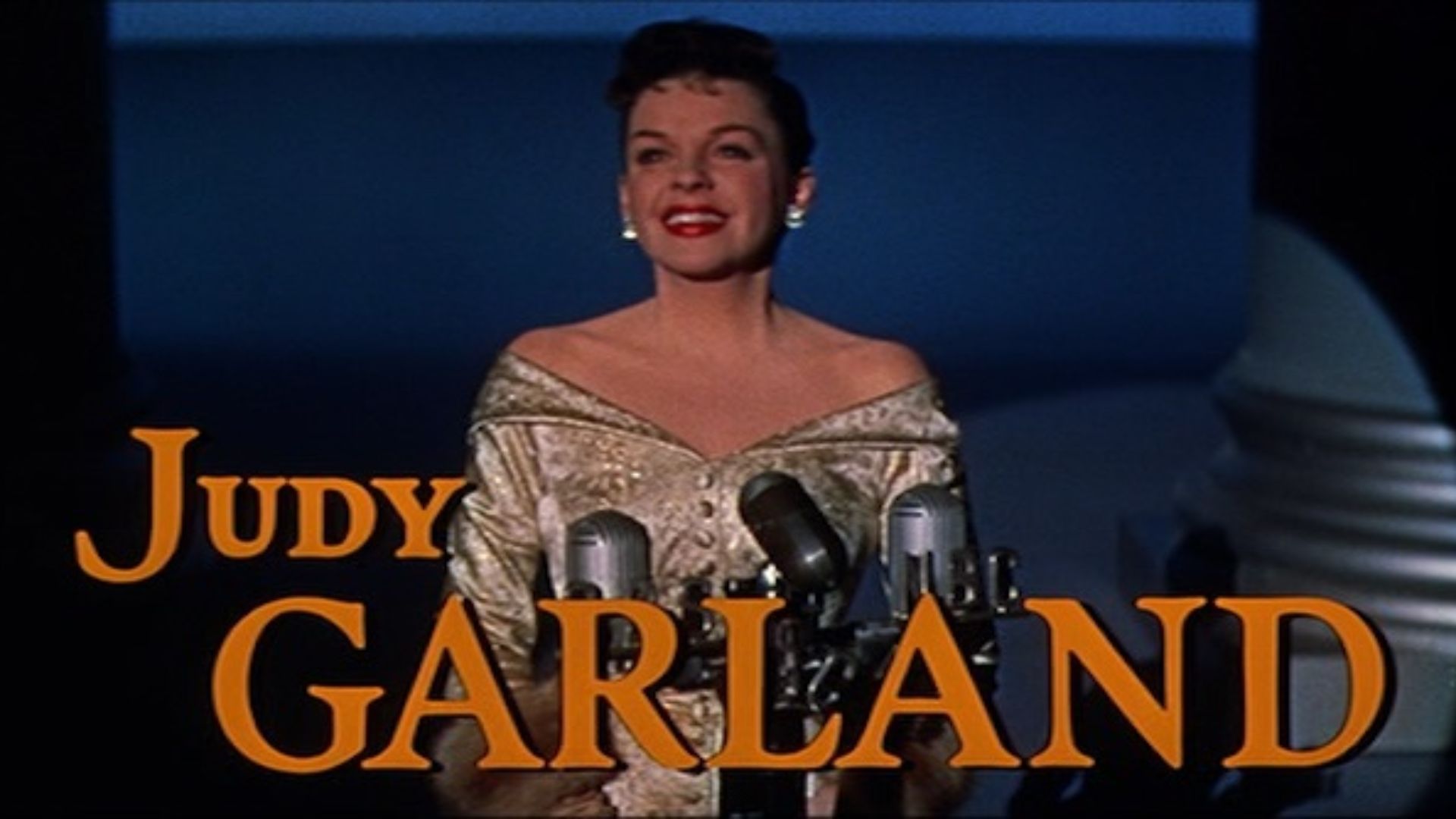 A screenshot of Judy Garland from the trailer for the film A Star Is Born.