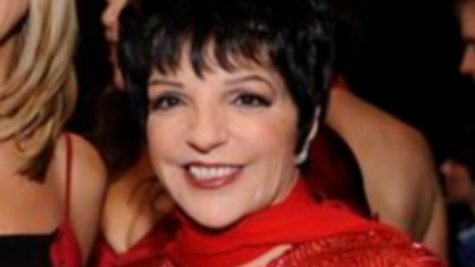Liza Minnelli at The Heart Truth Fashion Show 2008, cropped from group photo