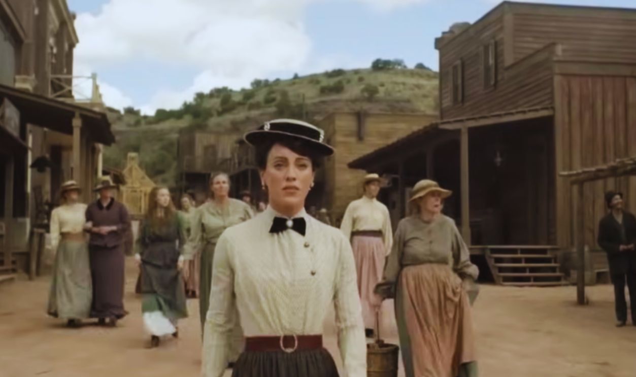 Screenshot from Godless (2017)