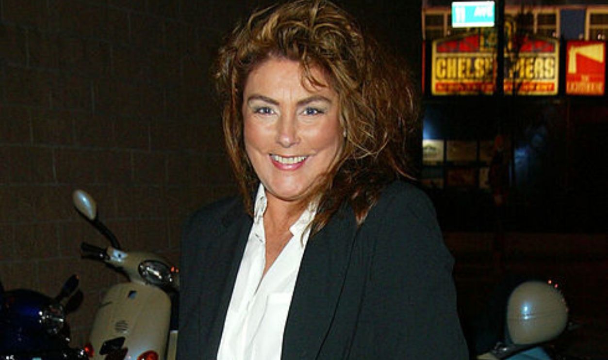 NEW YORK - NOVEMBER 25: Singer Laura Branigan arrives at the book release party for 