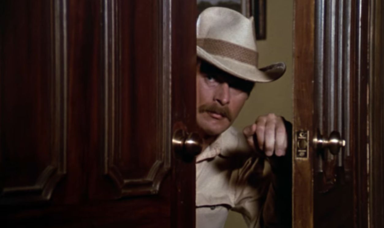 Screenshot from Simon & Simon (1981-1989)