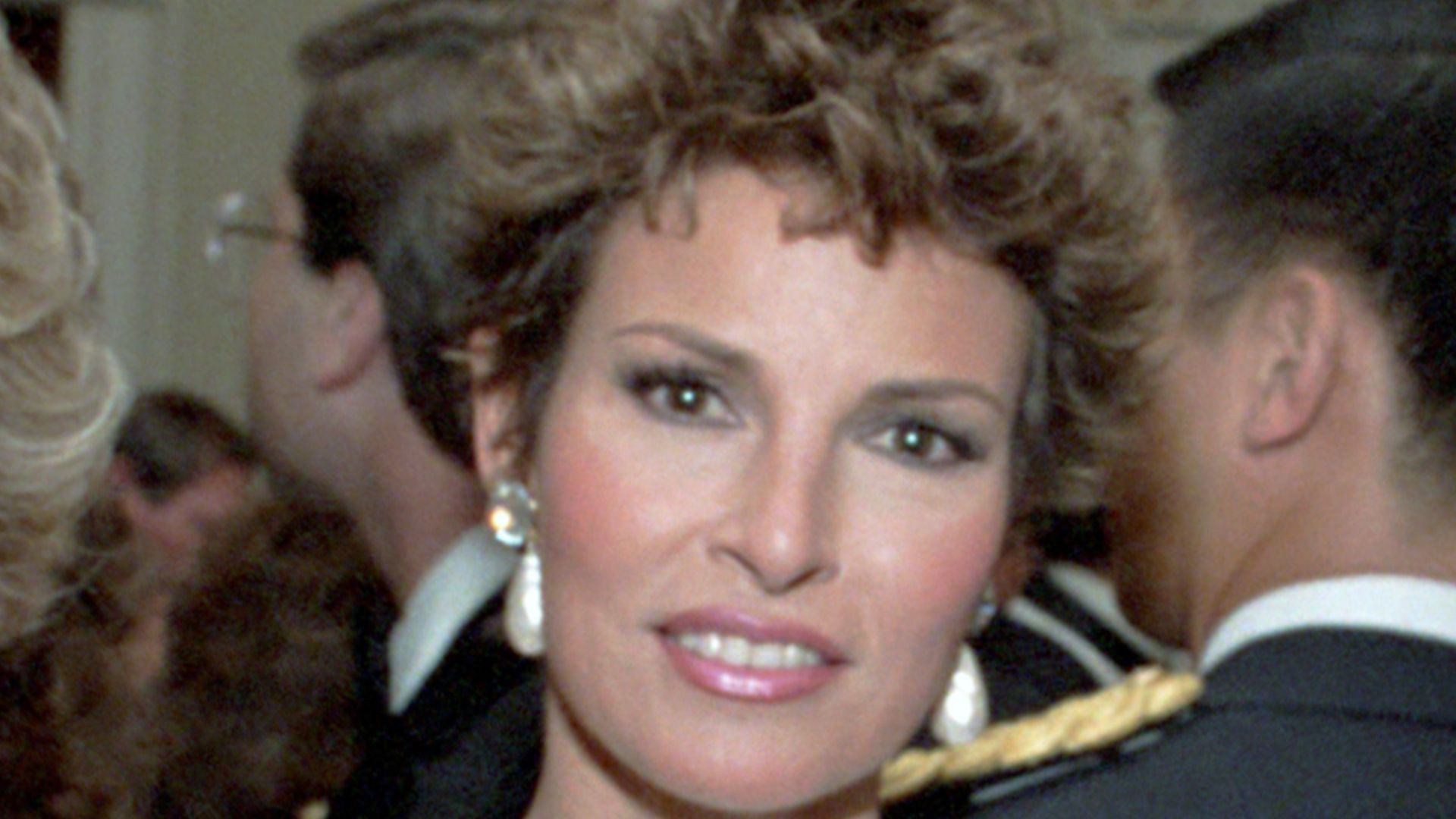 Nancy Reagan with Raquel Welch and Andre Weinfeld in The Blue Room for a State Dinner for Prime Minister Lee Kuan Yew of Singapore, 10/8/1985