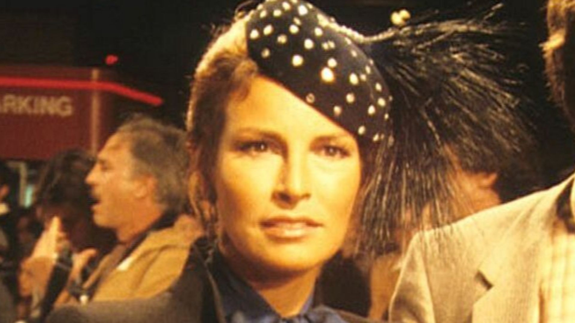 Raquel Welch arrive at the premiere of Midler's movie, THE ROSE, 1979.