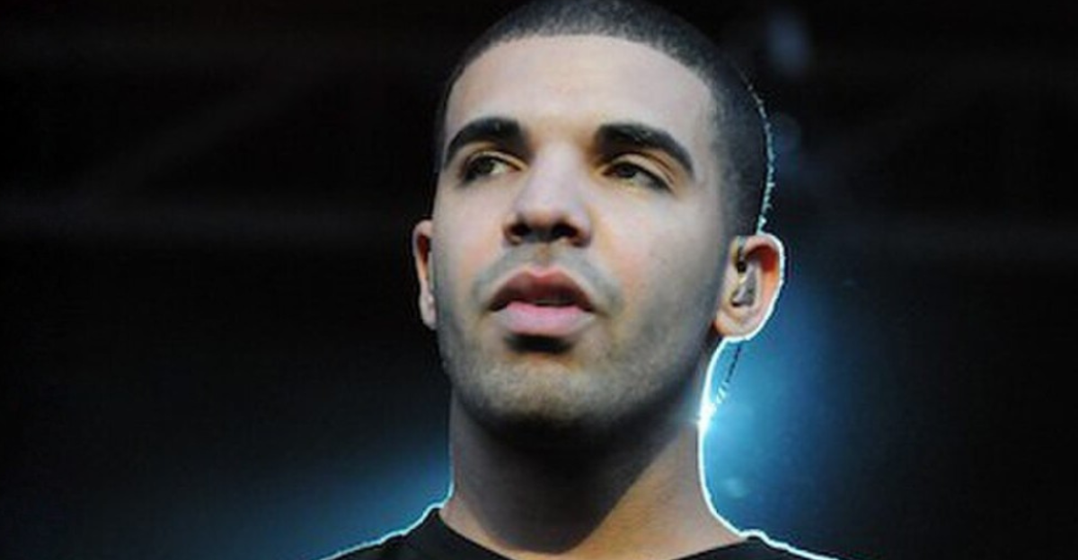 Drake performing on July 16, 2010 at the Cisco Ottowa Bluesfest
