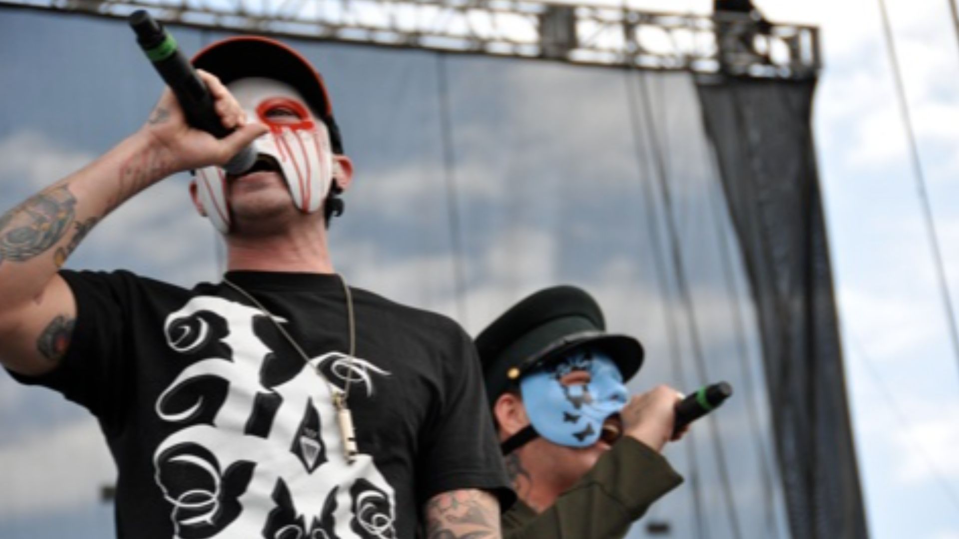 Hollywood Undead - Live in Concert