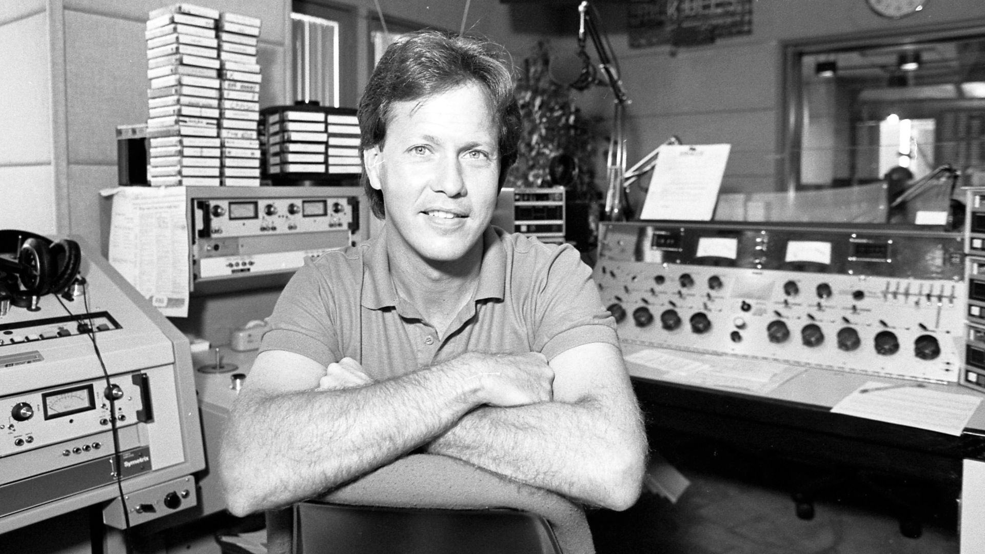Disc jockey Rick Dees in KIIS FM studio