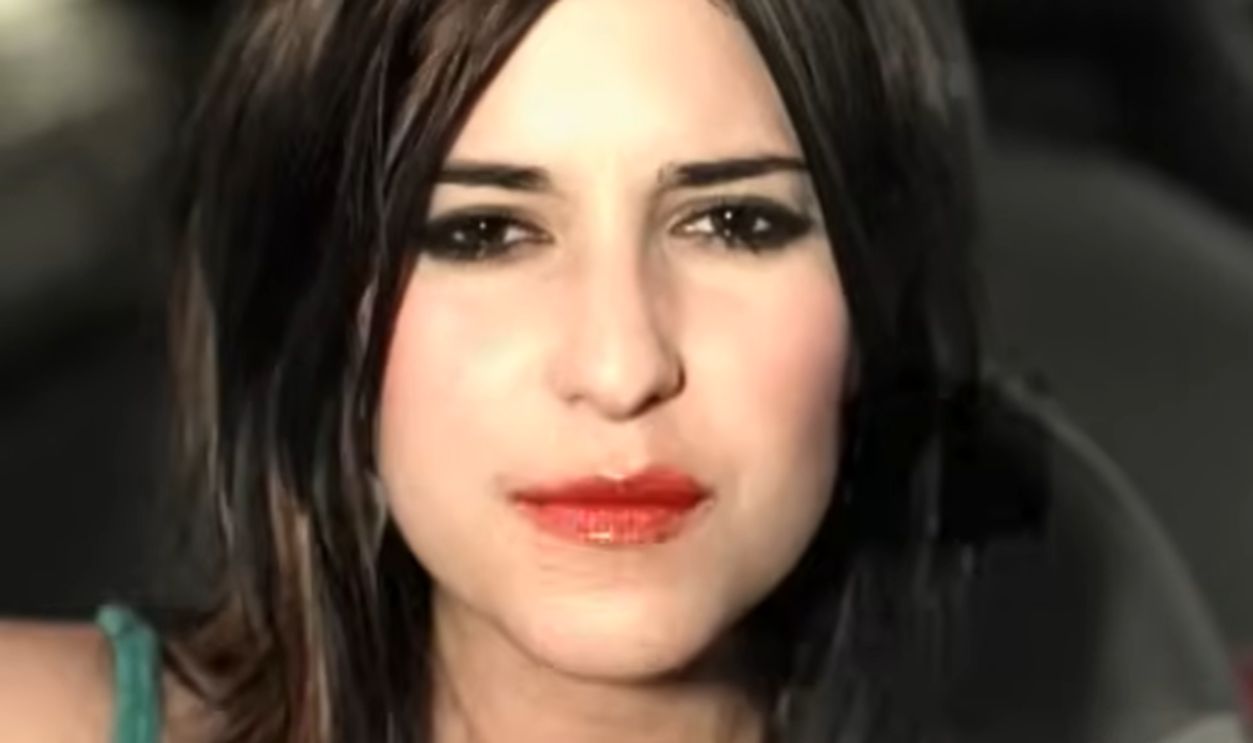 Screenshot from 4ever (2005)