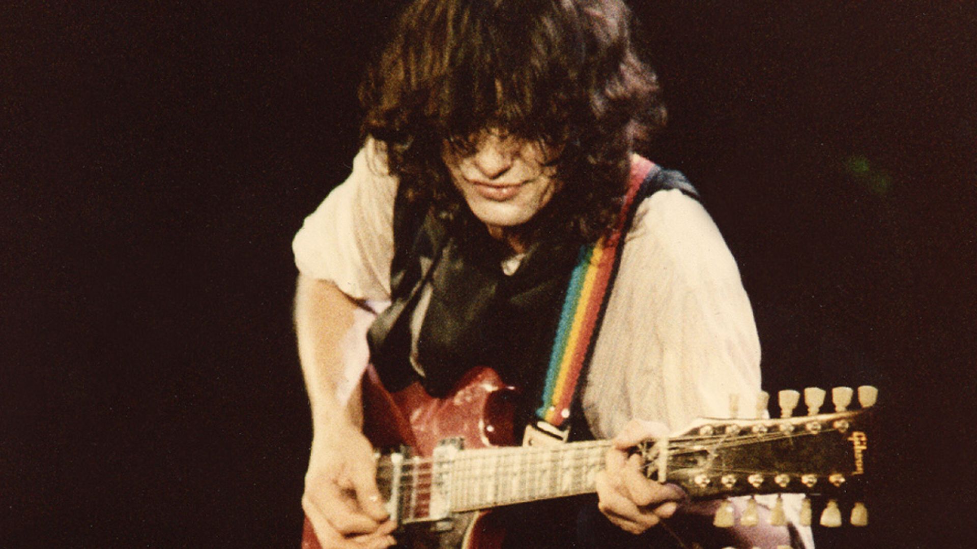 Jimmy Page at the Cow Palace in San Francisco
Canon AE-1, 80-200 Toyo lens

400 ASA