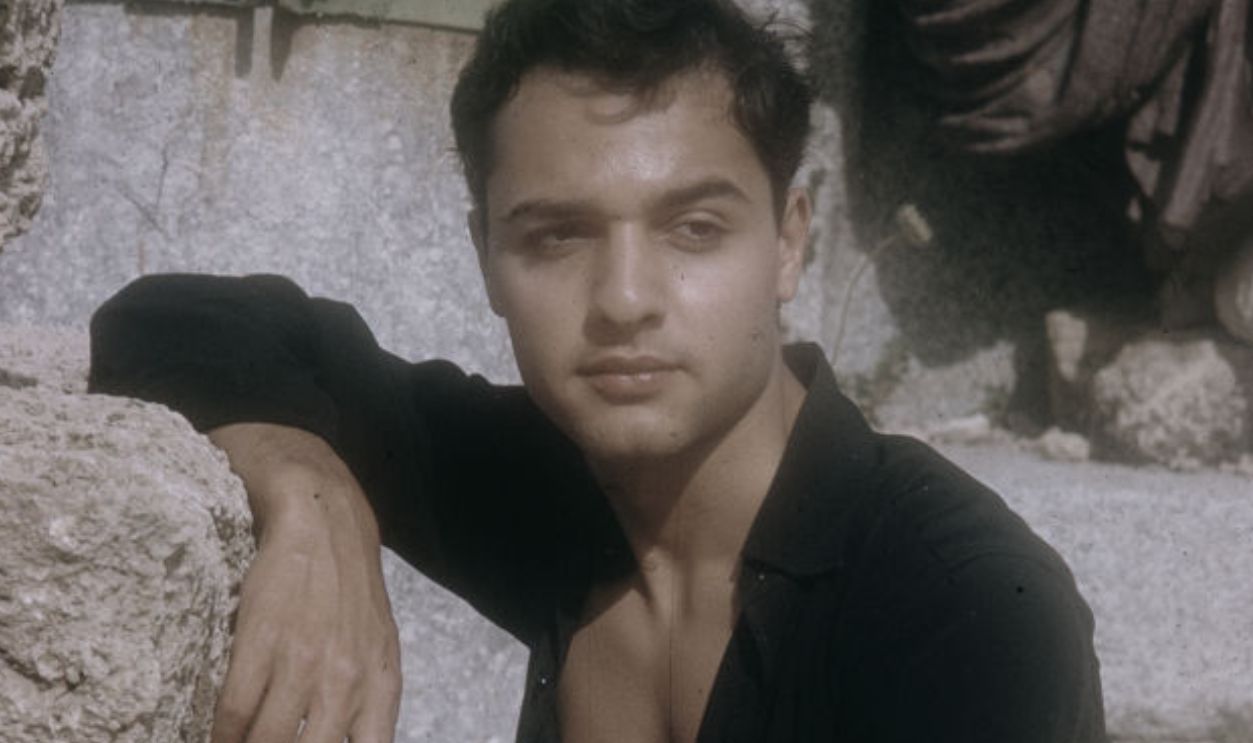 Actor Sal Mineo shooting the film
