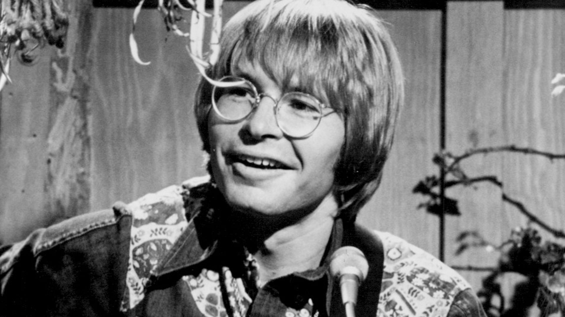 Photo of John Denver from the television special An Evening With John Denver.
