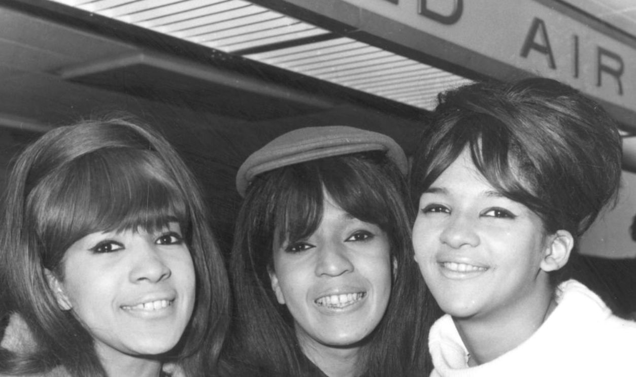 The Ronettes 21st October 1964: American pop trio The Ronettes, comprising Ronnie Bennett, Nedra Talley and Estelle Bennett.