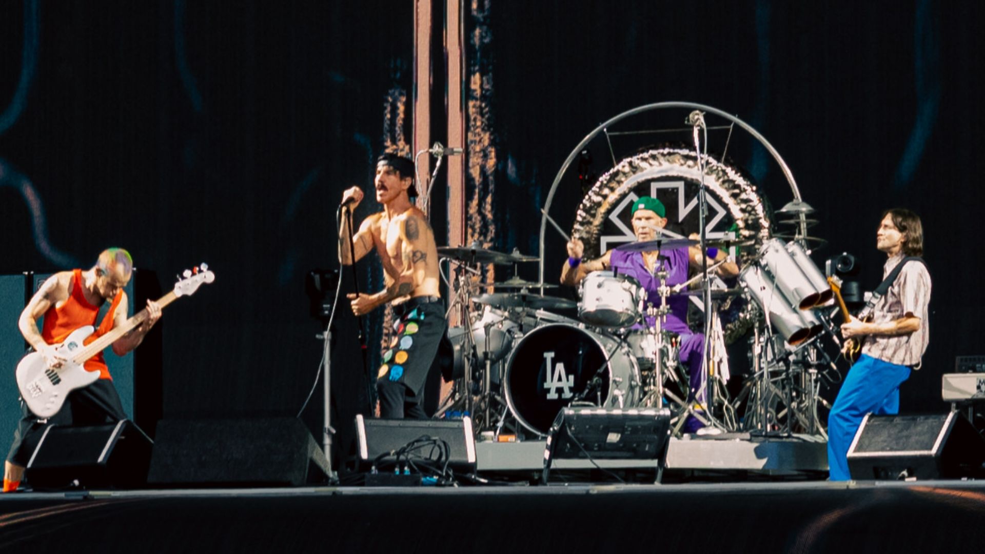 Red Hot Chili Peppers playing live in London on 26 June 2022