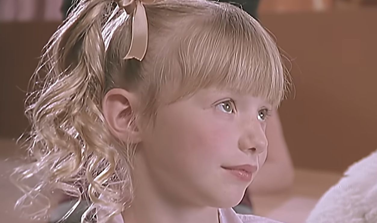 Screenshot from Frontier Psychiatrist (2000)