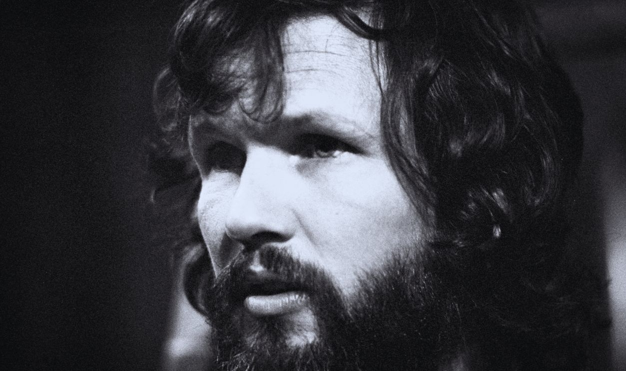 Gettyimages - 1298610483, Rita Coolidge And Kris Kristofferson Kris Kristofferson at a photoshoot in Vancouver, Canada in 1972. 