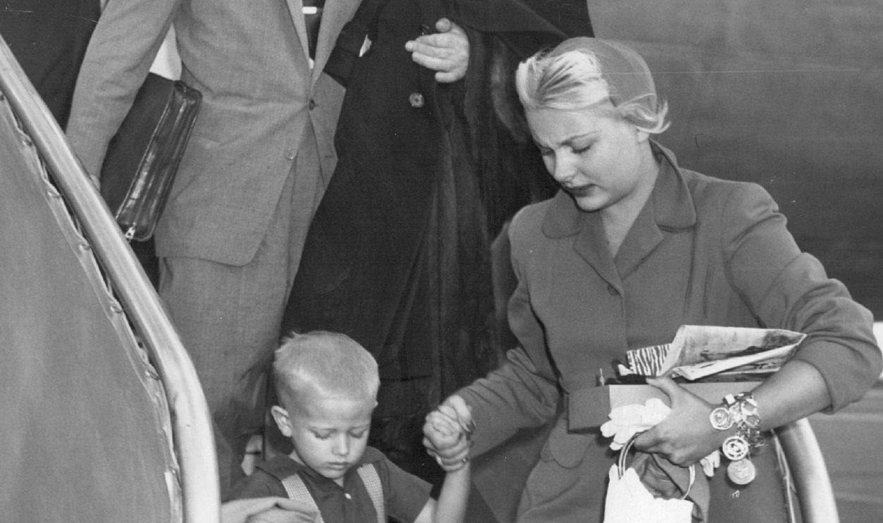 Franchot Tone, Barbara Payton, Johnny Payton;