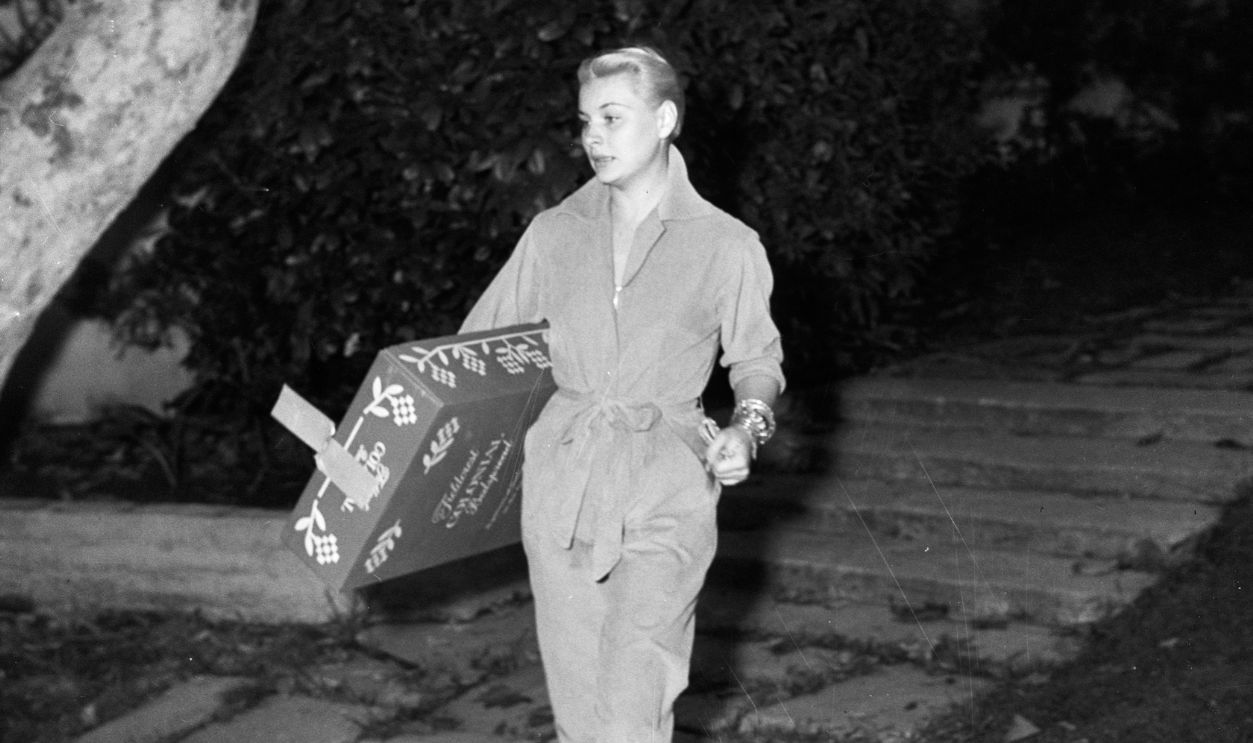 Barbara Payton, 21 November 1951.. 