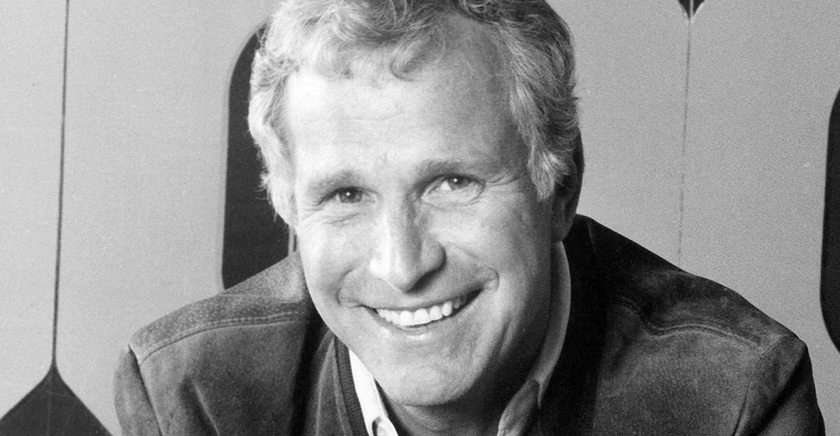 Actor Wayne Rogers photo shoot on February 13, 1986 in Los Angeles, California.