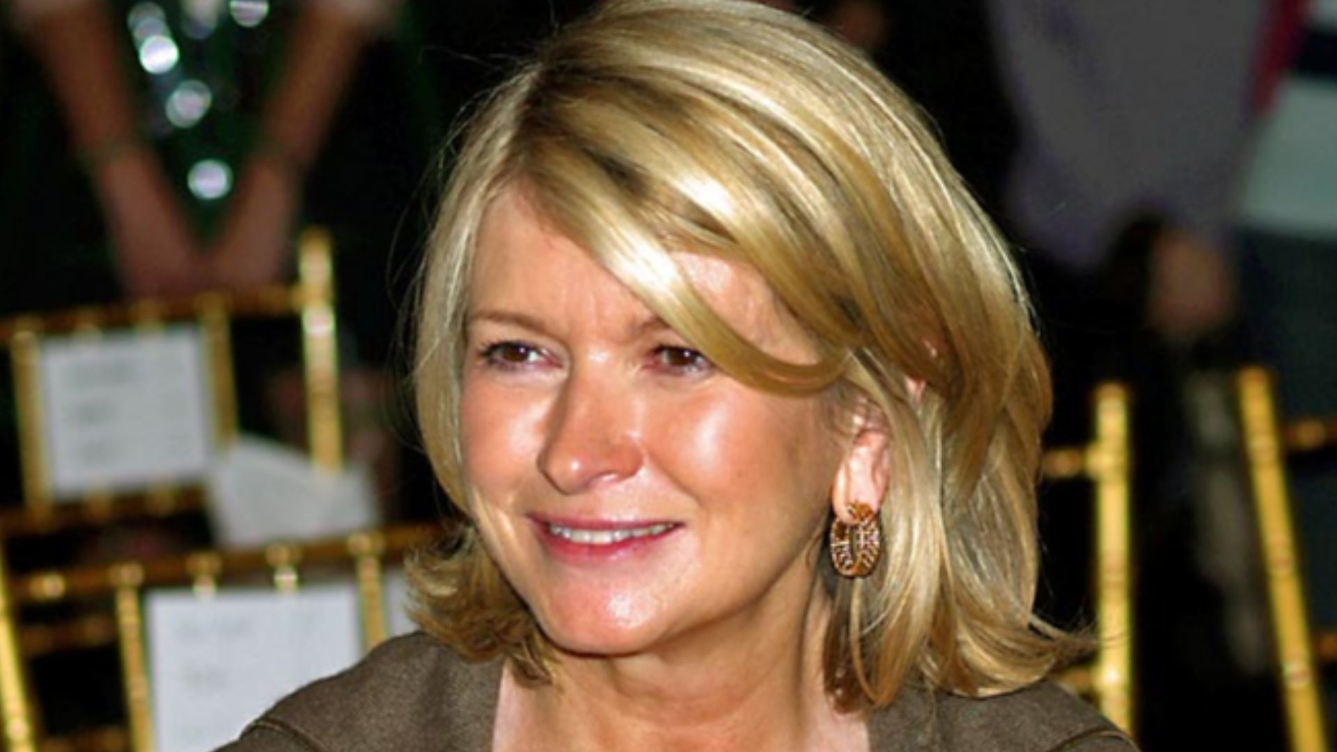 Martha Stewart at a 2006 Cynthia Rowley fashion show. Edited by User:Daniel Case
