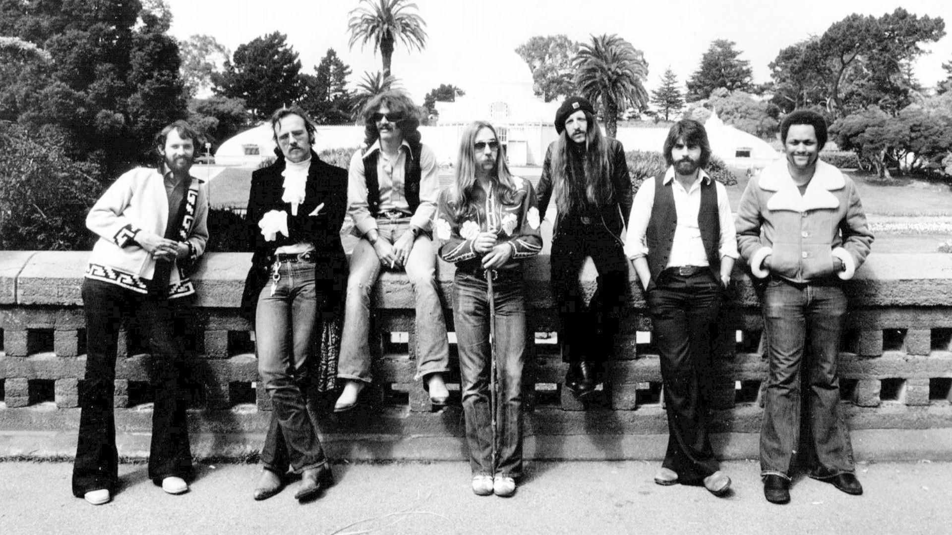 Photo of the Doobie Brothers rock group.  From left-Keith Knudsen, John Hartman, Tom Johnston, Jeff Baxter, Pat Simmons, Michael McDonald, Tiran Porter.