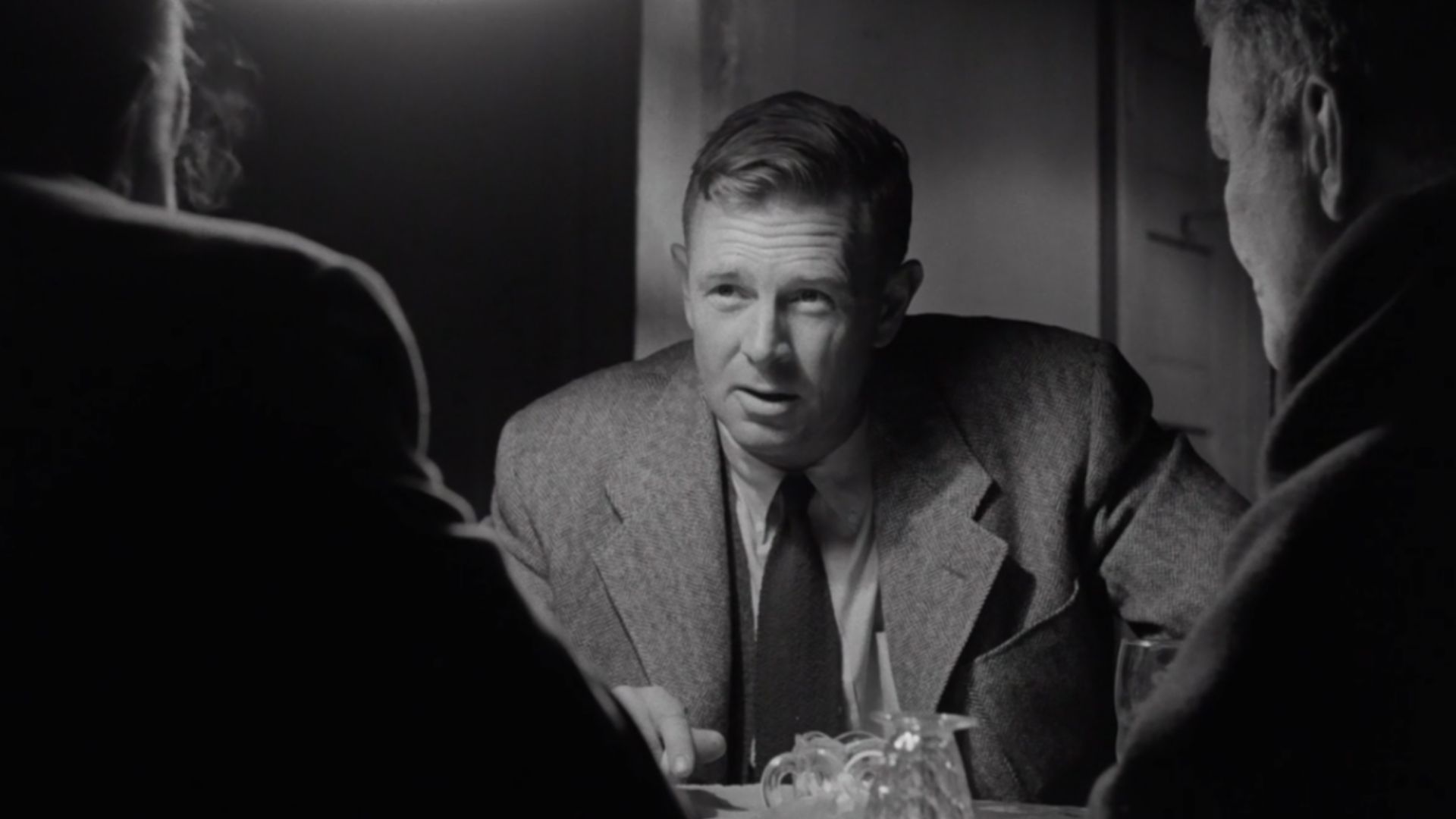 Sterling Hayden in The Killing - trailer (screenshot)