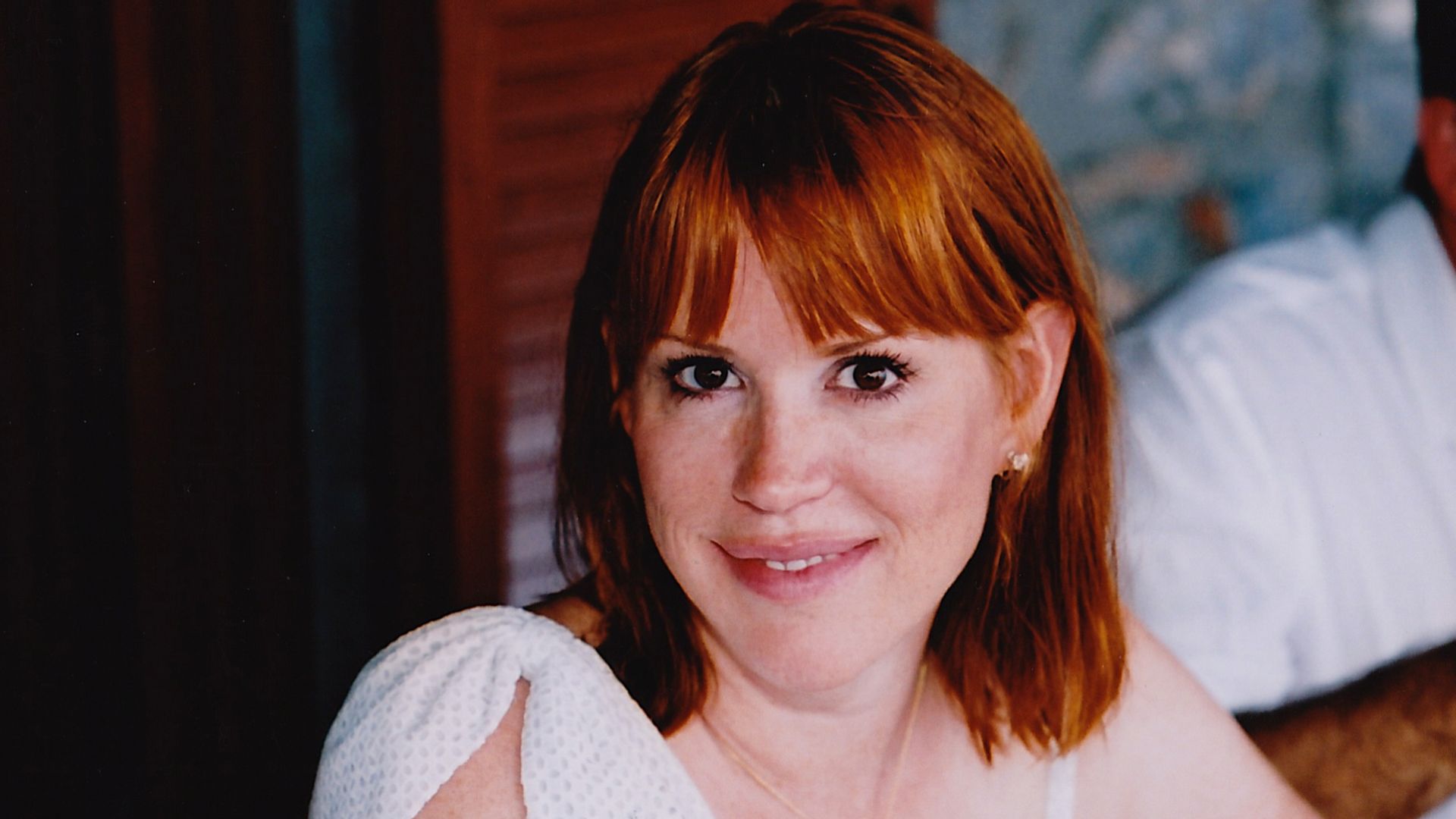 Molly Ringwald in Greece