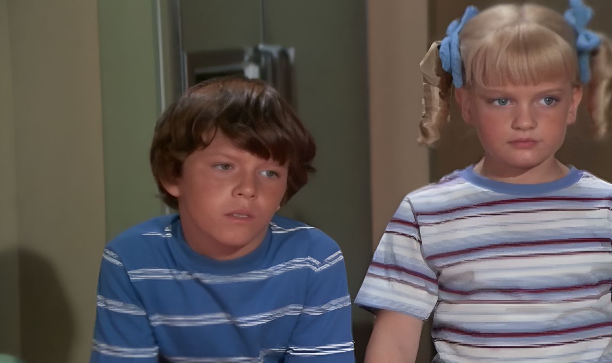 Screenshot from The Brady Bunch (1969-1974)