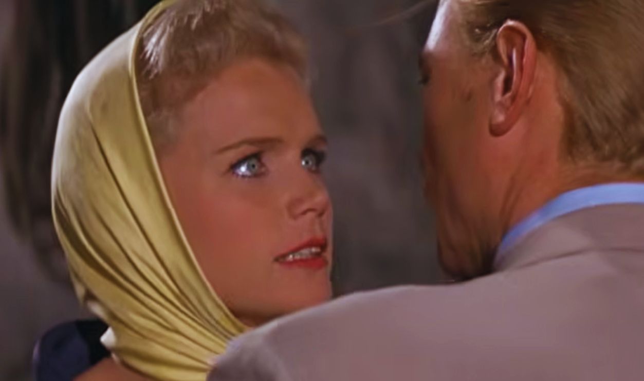 Screenshot from The Running Man (1963)