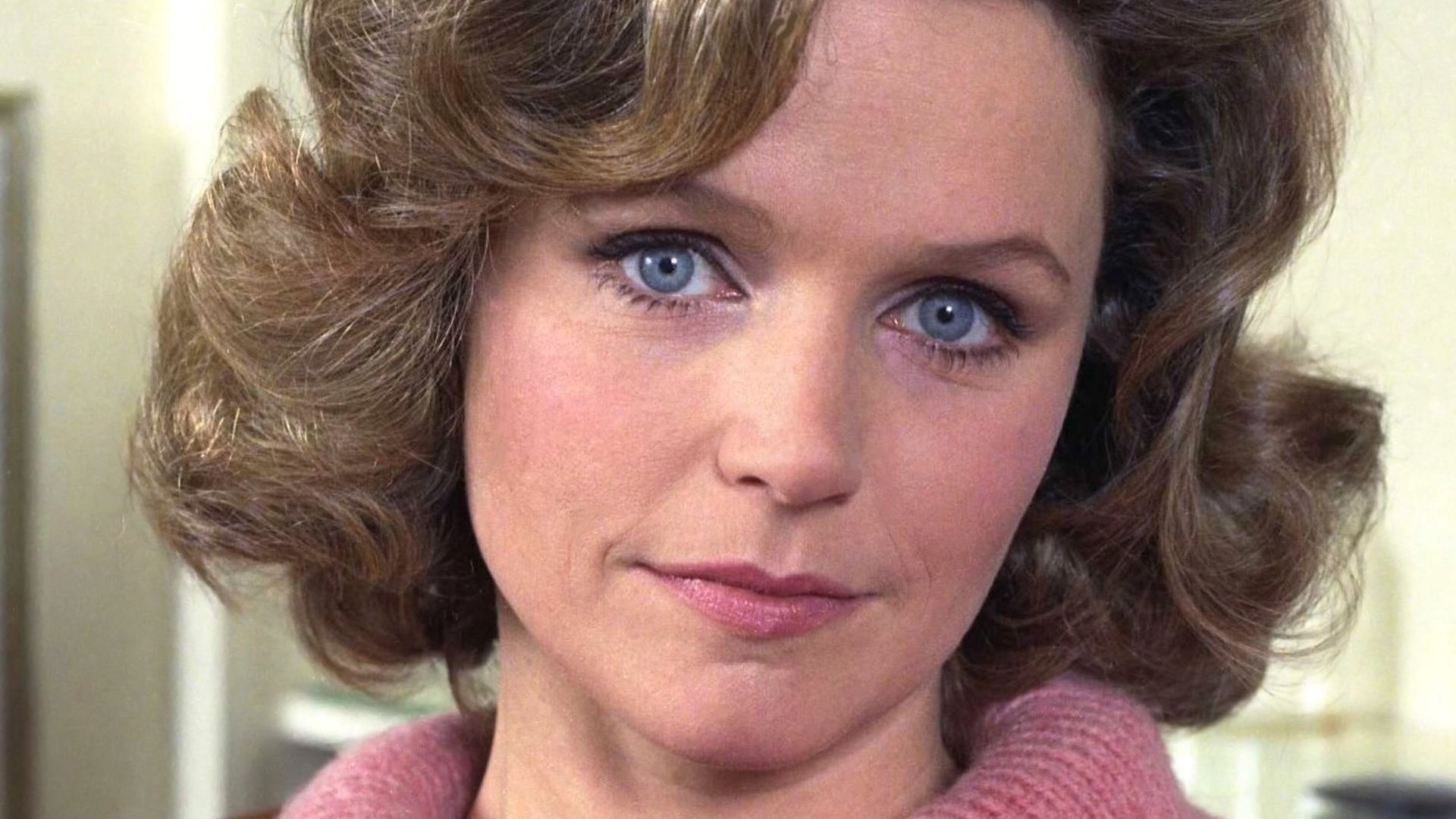 Portrait of American actress Lee Remick in her Maida Vale, London home in 1974.