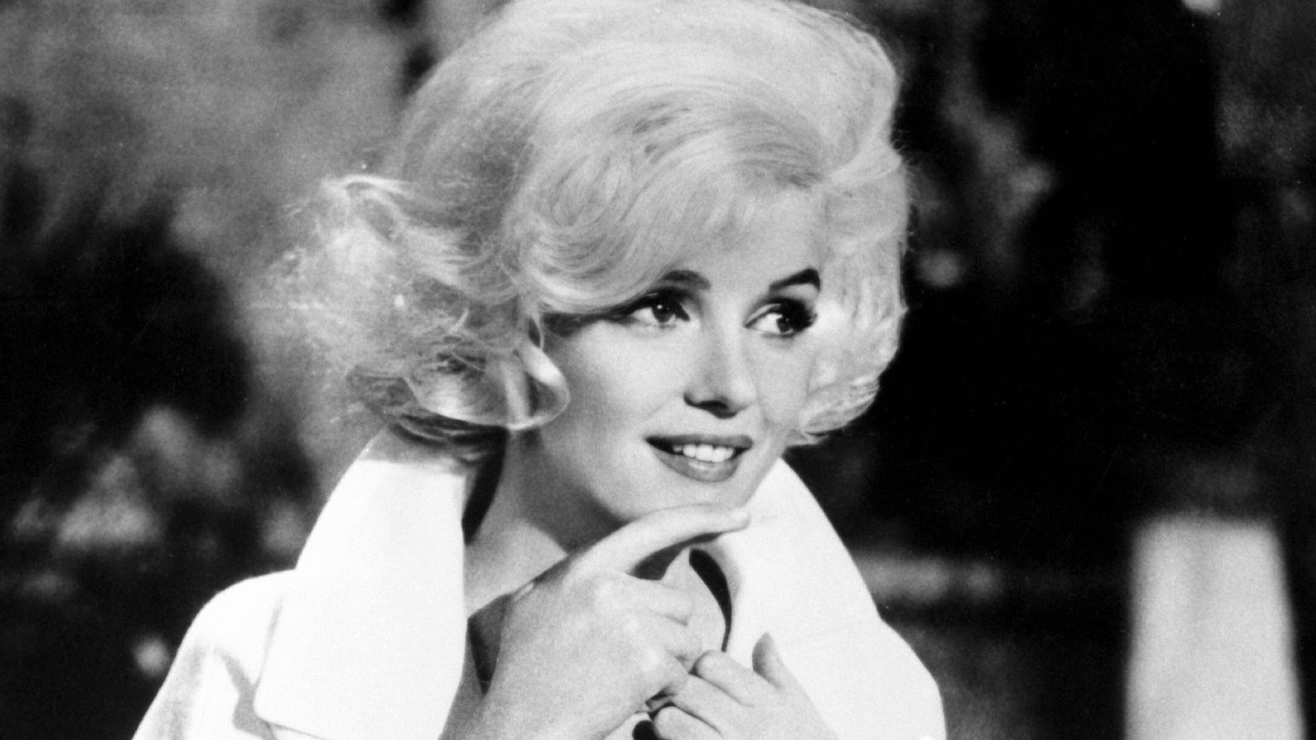 Marilyn Monroe in Something's Got To Give (1962).