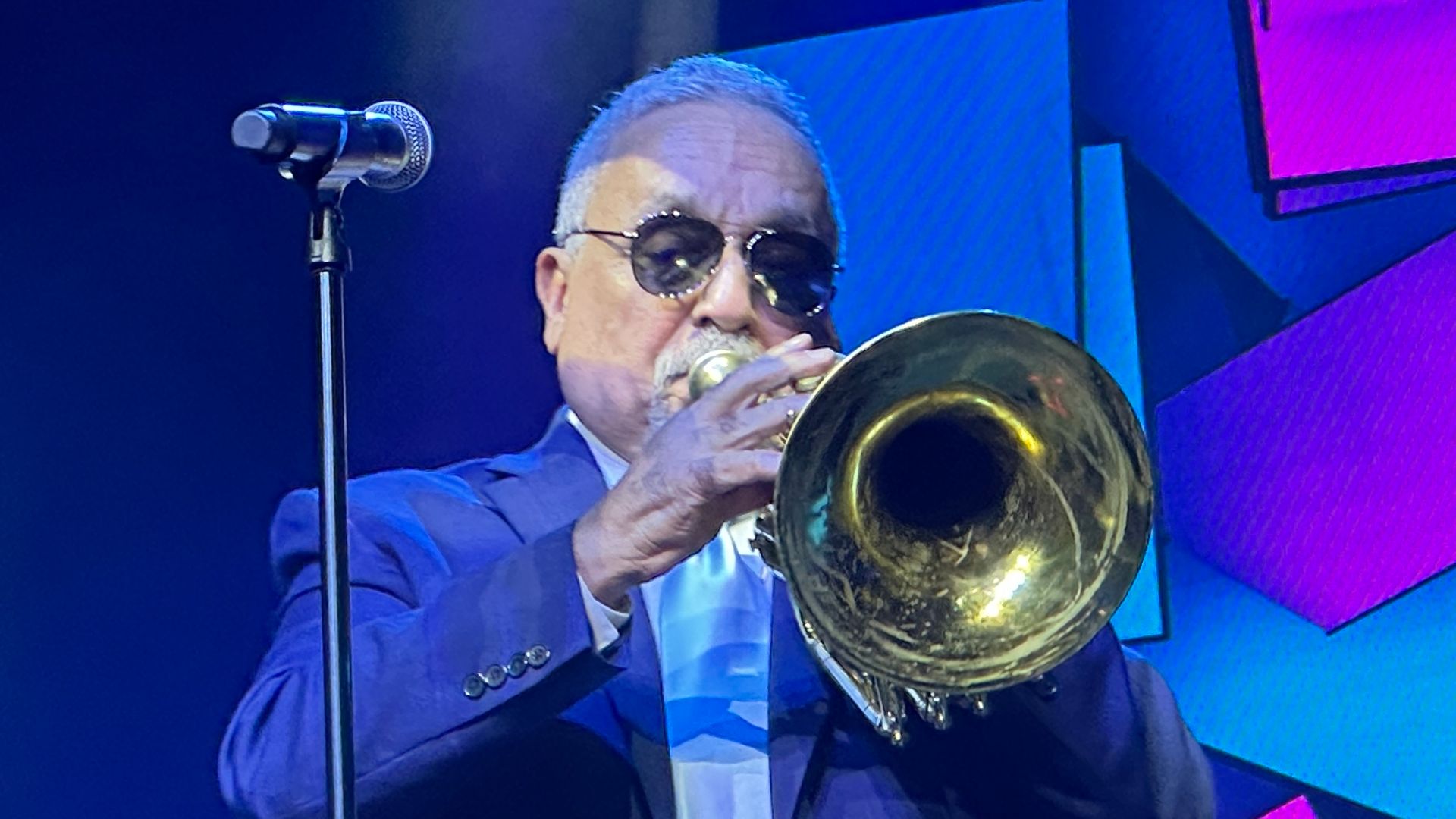 Willie Colón at 713 Music Hall, Houston, Texas, March 2023