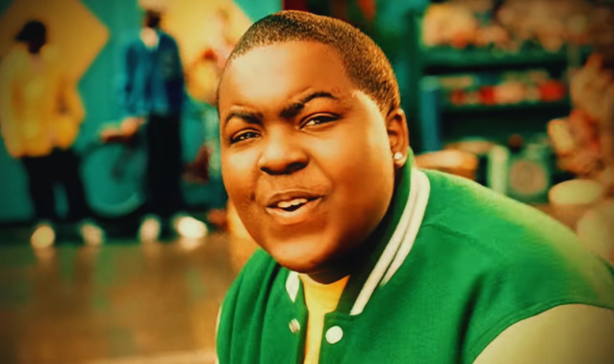 Screenshot from Sean Kingston - Beautiful Girls (2007)