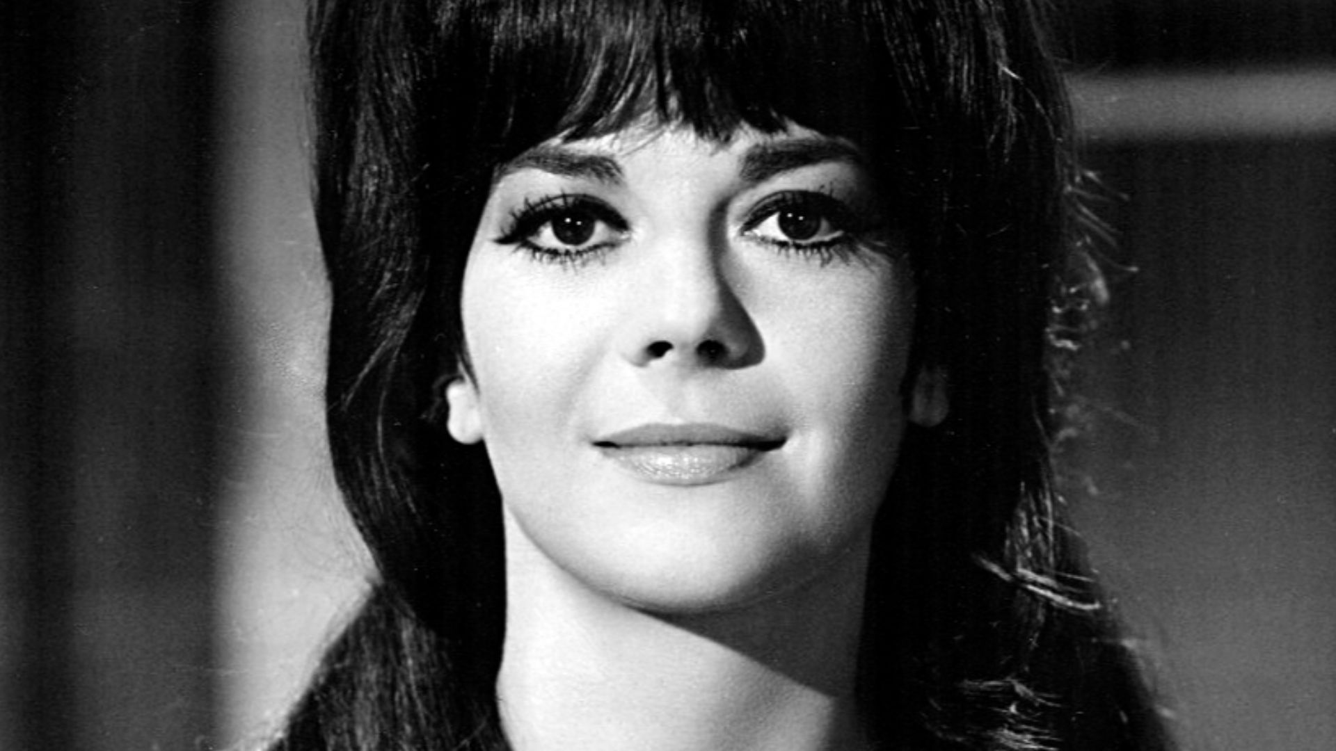 Publicity photo of Natalie Wood in the film Penelope (1966).