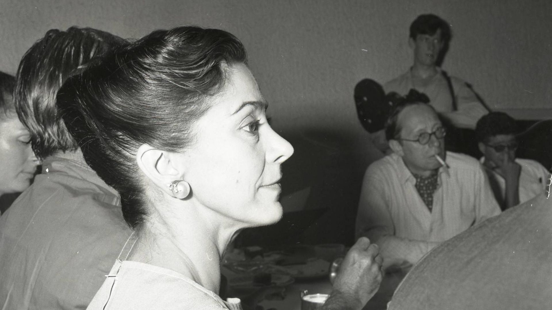 File:Joan Fontaine visit to Israel (997009326921705171).jpg
