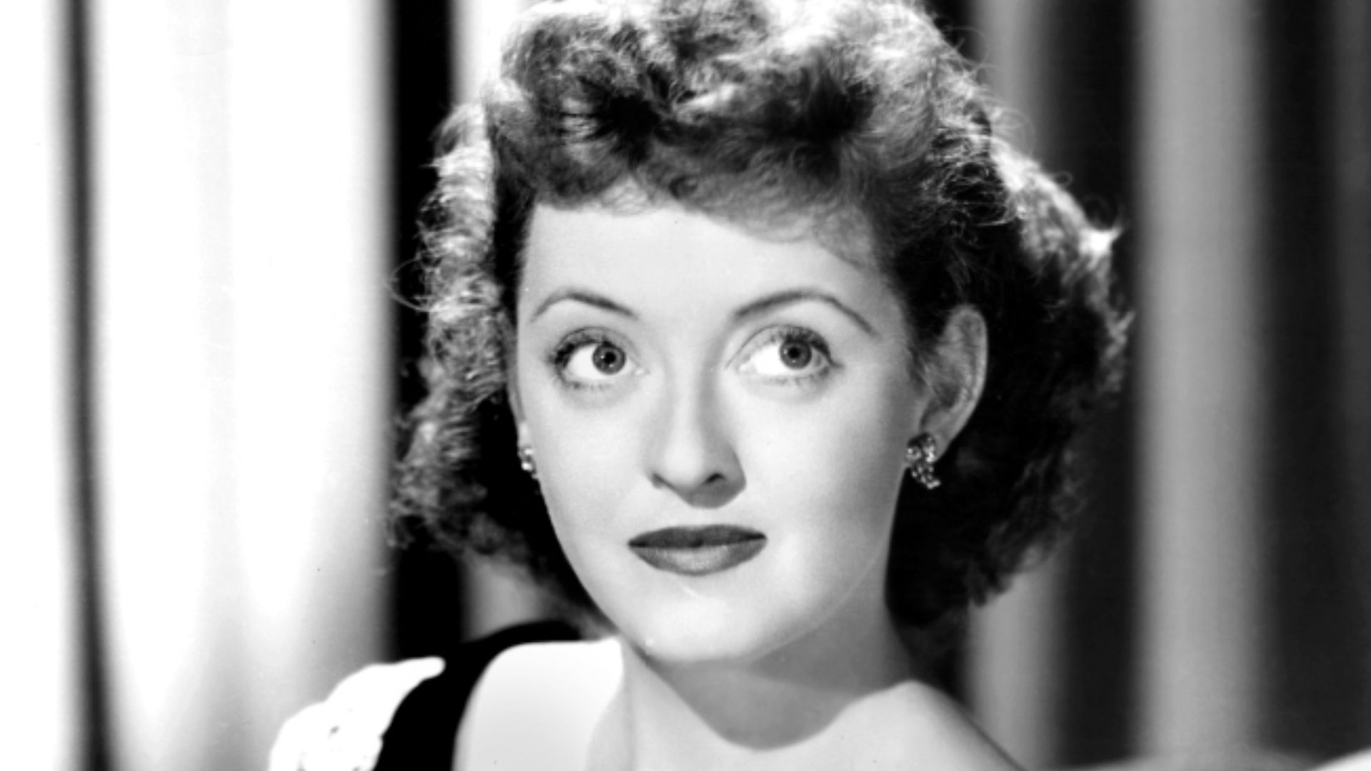 Publicity photo of Bette Davis