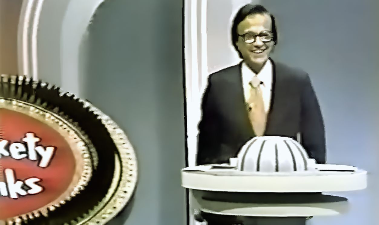 Screenshot from Blankety Blanks (1975)