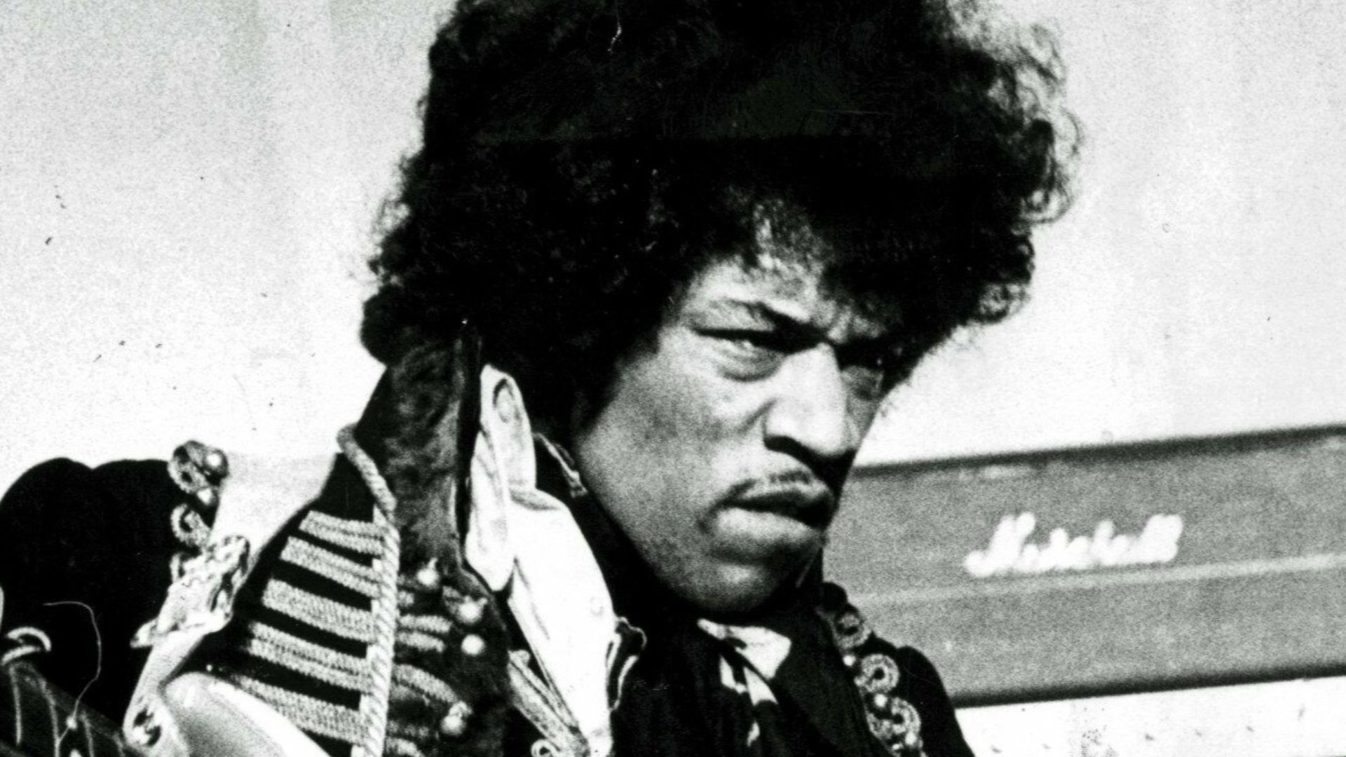 English: Jimi Hendrix at the amusement park Gröna Lund in Stockholm, Sweden, May 24, 1967. Svenska: Jimi Hendrix fångad på bild på Gröna Lunds scen den 24 maj 1967.